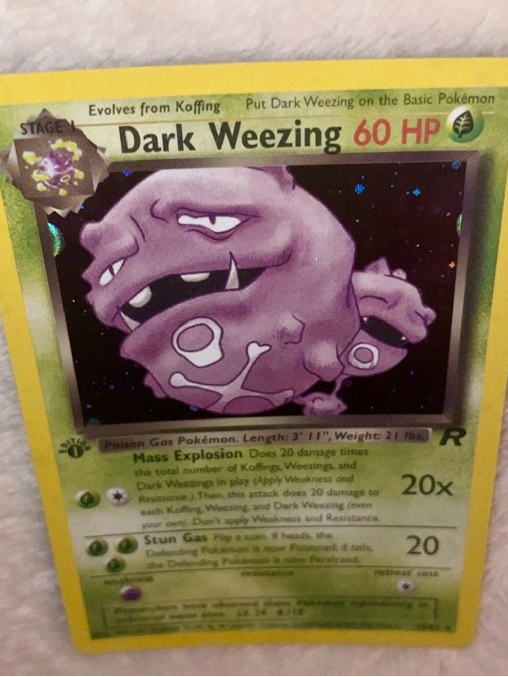 Dark Weezing 14/82 1st edition Holofoil